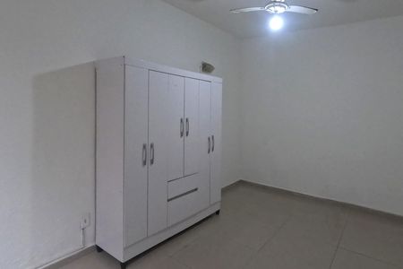 Quarto/Sala de apartamento para alugar com 1 quarto, 40m² em Embaré, Santos