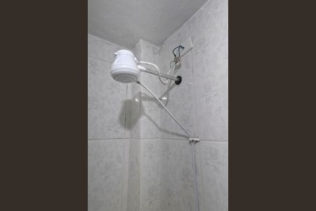 Banheiro de apartamento para alugar com 1 quarto, 40m² em Embaré, Santos