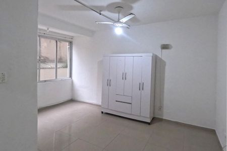 Quarto/Sala de apartamento para alugar com 1 quarto, 40m² em Embaré, Santos