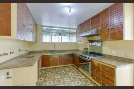 Casa à venda com 4 quartos, 413m² em Granja Julieta, São Paulo