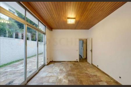 Casa à venda com 4 quartos, 413m² em Granja Julieta, São Paulo