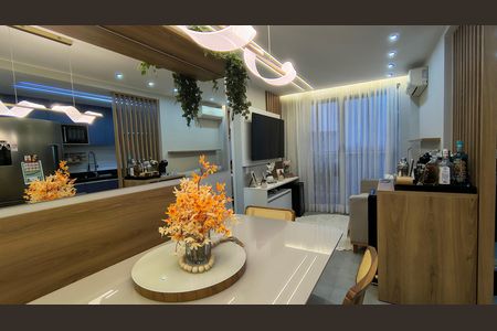 Sala de apartamento à venda com 3 quartos, 60m² em Camorim, Rio de Janeiro