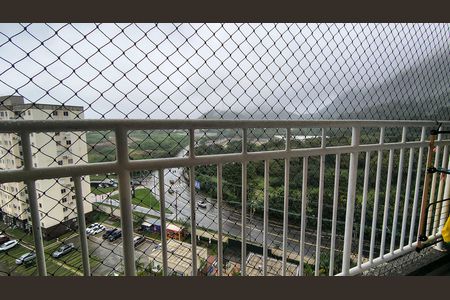 Apartamento à venda com 60m², 3 quartos e 1 vaga Apartamento à venda com 60m², 3 quartos e 1 vagaVaranda