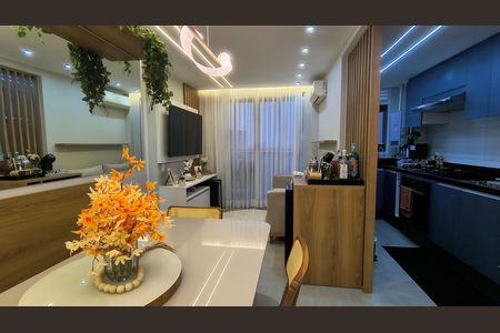 Sala  de apartamento à venda com 3 quartos, 60m² em Camorim, Rio de Janeiro