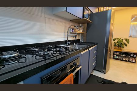Cozinha e Área de Serviço de apartamento à venda com 3 quartos, 60m² em Camorim, Rio de Janeiro