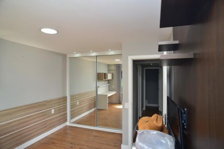 Apartamento à venda com 250m², 4 quartos e 3 vagas Apartamento à venda com 250m², 4 quartos e 3 vagasSuíte 1