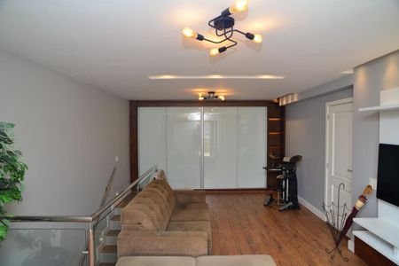 Apartamento à venda com 250m², 4 quartos e 3 vagas Apartamento à venda com 250m², 4 quartos e 3 vagasSala Superior