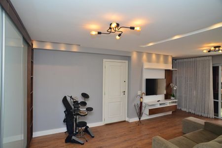 Apartamento à venda com 250m², 4 quartos e 3 vagas Apartamento à venda com 250m², 4 quartos e 3 vagasSala Superior