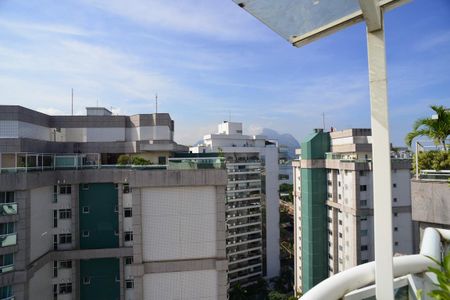 Apartamento à venda com 250m², 4 quartos e 3 vagas Apartamento à venda com 250m², 4 quartos e 3 vagasCobertura