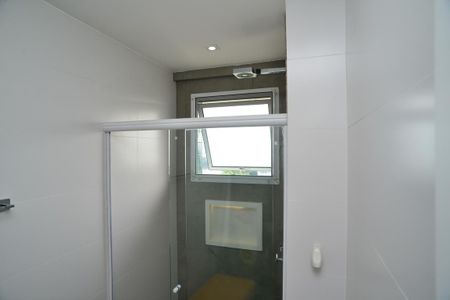 Apartamento à venda com 250m², 4 quartos e 3 vagas Apartamento à venda com 250m², 4 quartos e 3 vagasBanheiro Suíte 2