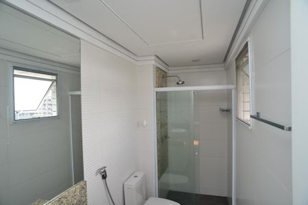 Apartamento à venda com 250m², 4 quartos e 3 vagas Apartamento à venda com 250m², 4 quartos e 3 vagasBanheiro Suíte 1