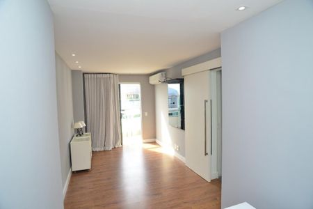 Apartamento à venda com 250m², 4 quartos e 3 vagas Apartamento à venda com 250m², 4 quartos e 3 vagasSuíte Principal