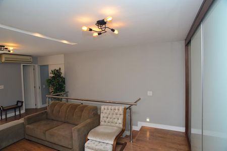 Apartamento à venda com 250m², 4 quartos e 3 vagas Apartamento à venda com 250m², 4 quartos e 3 vagasSala Superior