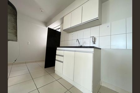 Apartamento à venda com 2 quartos, 63m² em Heliópolis, Belo Horizonte