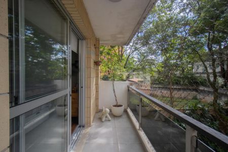 Apartamento à venda com 185m², 4 quartos e 2 vagas