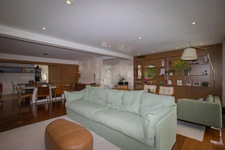Apartamento à venda com 185m², 4 quartos e 2 vagas