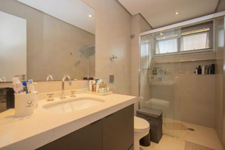 Apartamento à venda com 185m², 4 quartos e 2 vagas