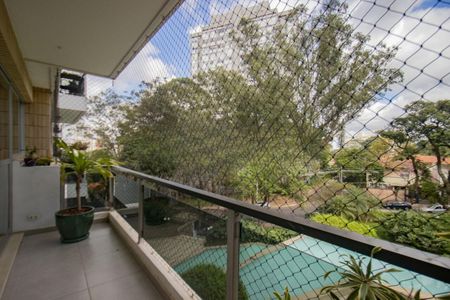 Apartamento à venda com 185m², 4 quartos e 2 vagas