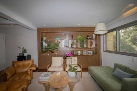 Apartamento à venda com 185m², 4 quartos e 2 vagas