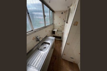 Cozinha de apartamento para alugar com 2 quartos, 50m² em Engenho da Rainha, Rio de Janeiro