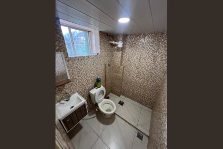 Banheiro de apartamento para alugar com 2 quartos, 50m² em Engenho da Rainha, Rio de Janeiro
