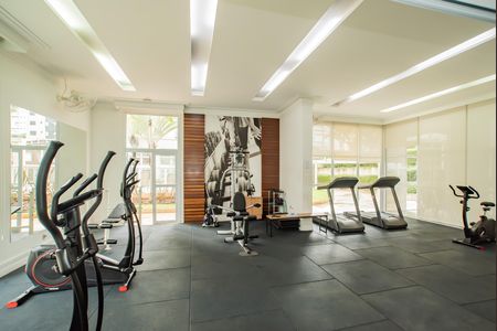Apartamento à venda com 128m², 3 quartos e 2 vagas Apartamento à venda com 128m², 3 quartos e 2 vagasÁrea comum - Academia