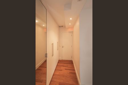 Apartamento à venda com 128m², 3 quartos e 2 vagas Apartamento à venda com 128m², 3 quartos e 2 vagasSuíte 3