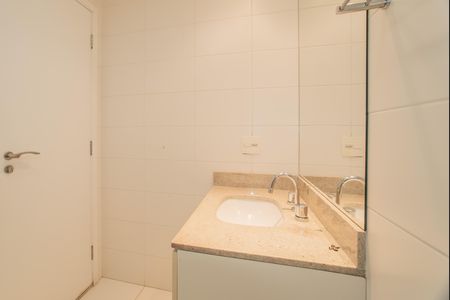 Apartamento à venda com 128m², 3 quartos e 2 vagas Apartamento à venda com 128m², 3 quartos e 2 vagasBanheiro da Suíte 3