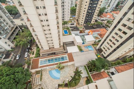 Apartamento à venda com 128m², 3 quartos e 2 vagas Apartamento à venda com 128m², 3 quartos e 2 vagasVista da Suíte 3