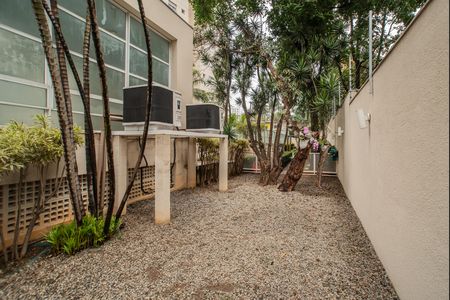 Apartamento à venda com 128m², 3 quartos e 2 vagas Apartamento à venda com 128m², 3 quartos e 2 vagasÁrea comum - Pet place