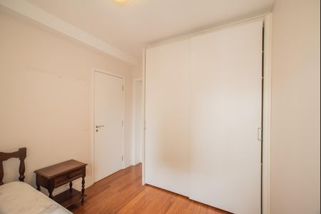 Apartamento à venda com 128m², 3 quartos e 2 vagas Apartamento à venda com 128m², 3 quartos e 2 vagasSuíte 1