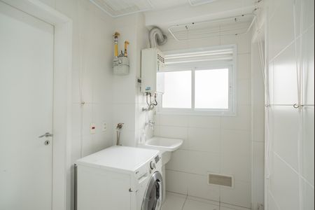 Apartamento à venda com 128m², 3 quartos e 2 vagas Apartamento à venda com 128m², 3 quartos e 2 vagasÁrea de Serviço
