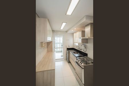 Apartamento à venda com 128m², 3 quartos e 2 vagas Apartamento à venda com 128m², 3 quartos e 2 vagasCozinha