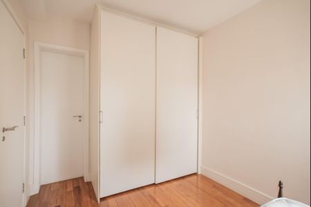 Apartamento à venda com 128m², 3 quartos e 2 vagas Apartamento à venda com 128m², 3 quartos e 2 vagasSuíte 1