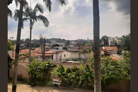 Casa à venda com 159m², 3 quartos e 2 vagas
