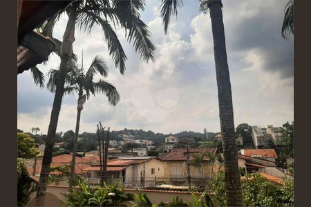 Casa à venda com 159m², 3 quartos e 2 vagas