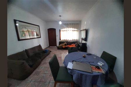 Casa à venda com 3 quartos, 159m² em Jardim Tremembe, São Paulo