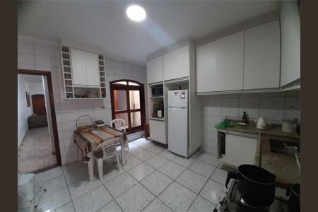 Casa à venda com 159m², 3 quartos e 2 vagas