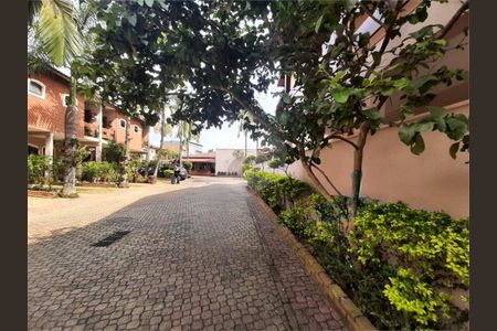 Casa à venda com 159m², 3 quartos e 2 vagas