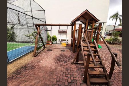 Casa à venda com 159m², 3 quartos e 2 vagas