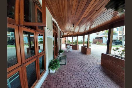Casa à venda com 159m², 3 quartos e 2 vagas