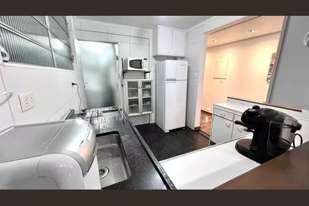 Cozinha de apartamento à venda com 3 quartos, 120m² em Vila Nova Conceição, São Paulo