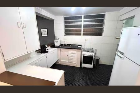 Apartamento à venda com 120m², 3 quartos e 1 vaga Apartamento à venda com 120m², 3 quartos e 1 vagaCozinha