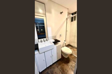 Apartamento à venda com 120m², 3 quartos e 1 vaga Apartamento à venda com 120m², 3 quartos e 1 vagaBanheiro