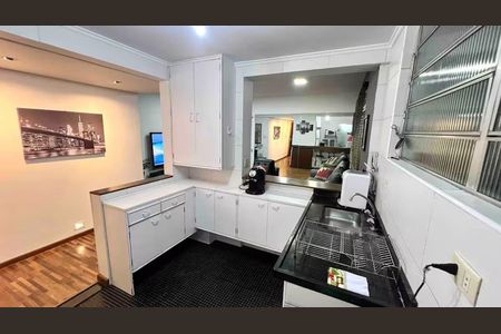 Apartamento à venda com 120m², 3 quartos e 1 vaga Apartamento à venda com 120m², 3 quartos e 1 vagaCozinha