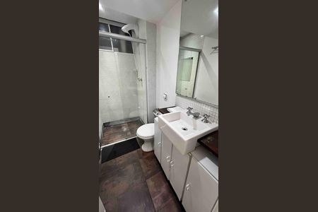 Apartamento à venda com 120m², 3 quartos e 1 vaga Apartamento à venda com 120m², 3 quartos e 1 vagaBanheiro