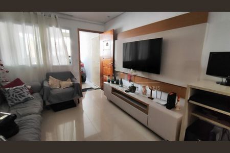 Casa à venda com 3 quartos, 110m² em Jardim Sabara, São Paulo