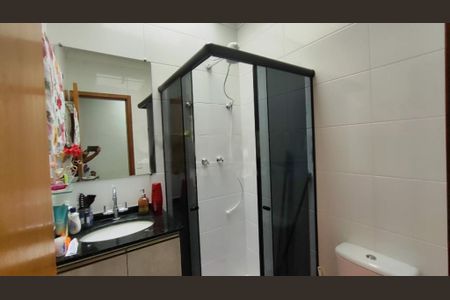 Casa à venda com 3 quartos, 110m² em Jardim Sabara, São Paulo