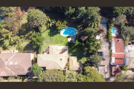 Casa à venda com 426m², 4 quartos e 9 vagas
