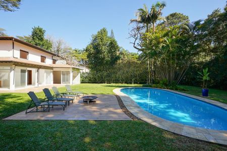 Casa à venda com 426m², 4 quartos e 9 vagas